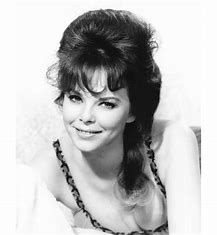 Anne Helm